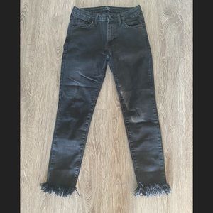Just Black - Black Frey Hemmed Jeans